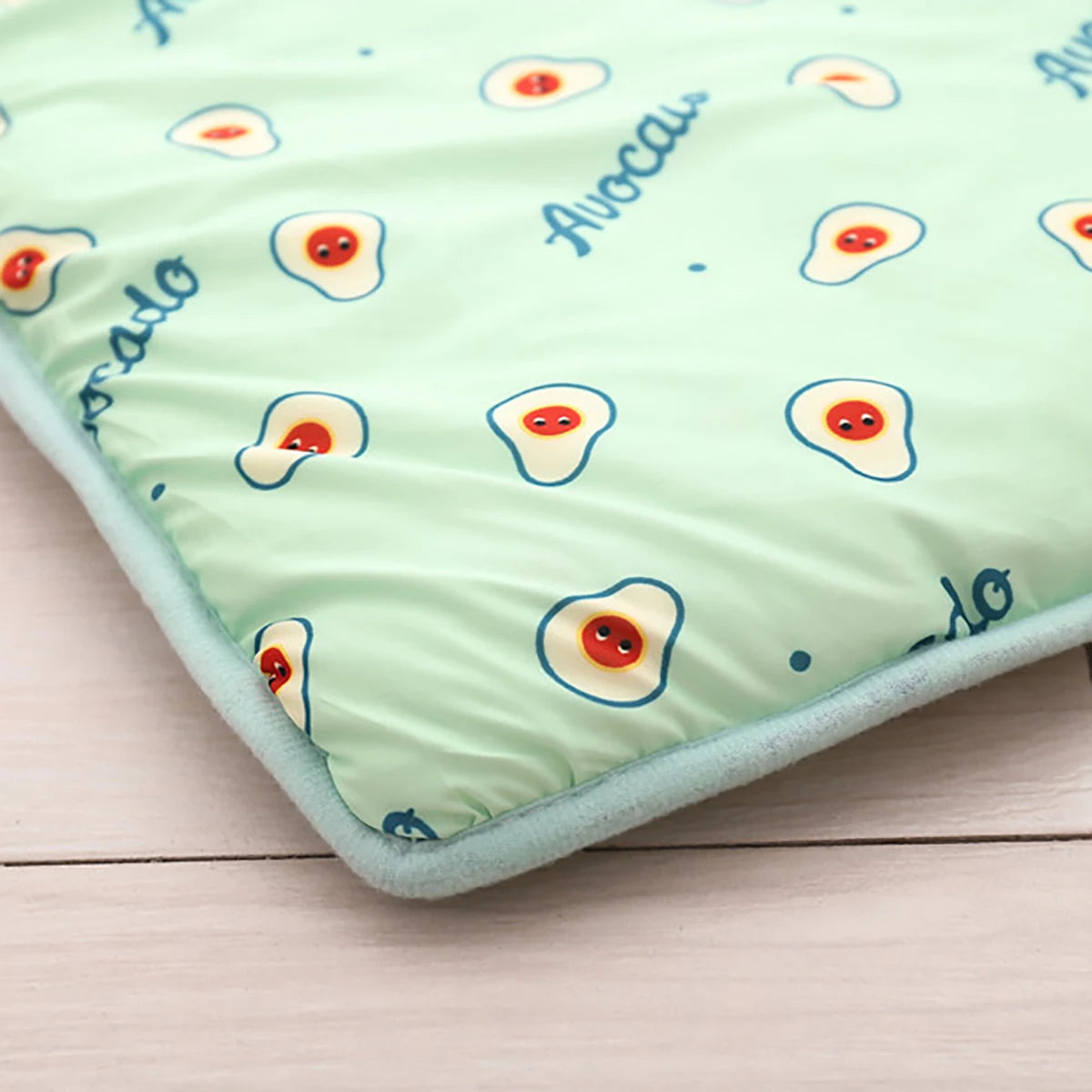 Breathable Cooling Dog & Cat Mat – Washable Summer Pad