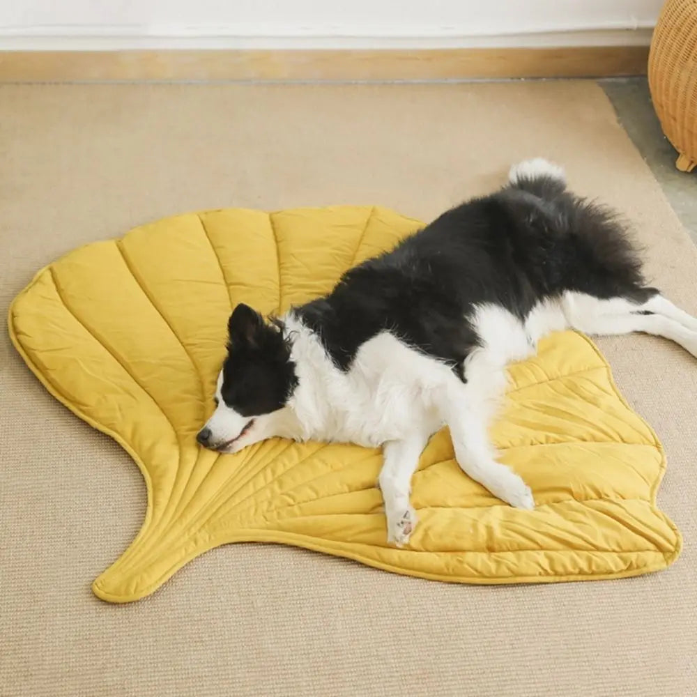Dog Cooling Leaf Mat – Washable Summer Pad