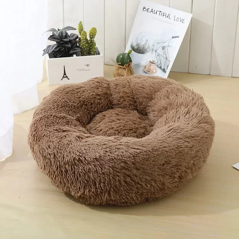 Round Plush Self-Warming Pet Bed with Non-Slip Bottom