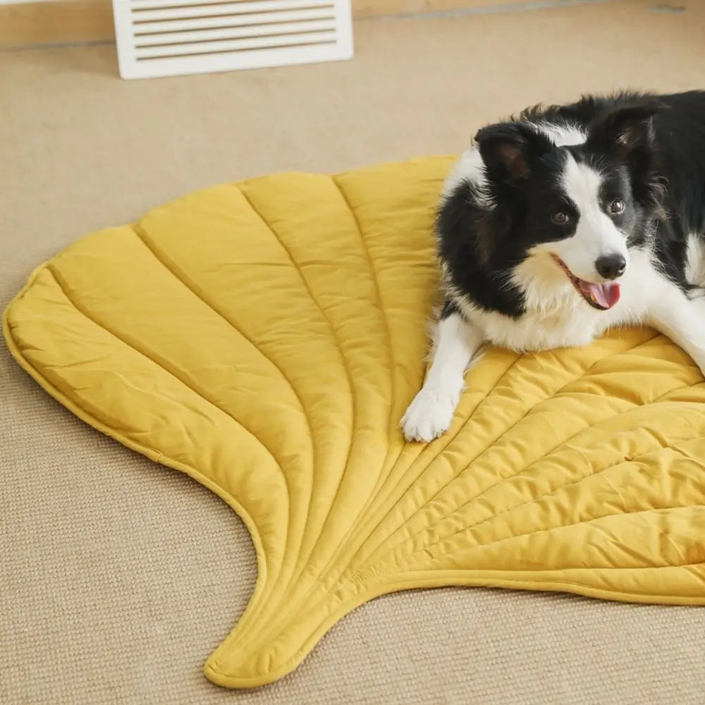 Dog Cooling Leaf Mat – Washable Summer Pad