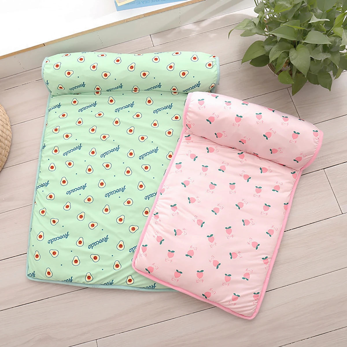 Breathable Cooling Dog & Cat Mat – Washable Summer Pad