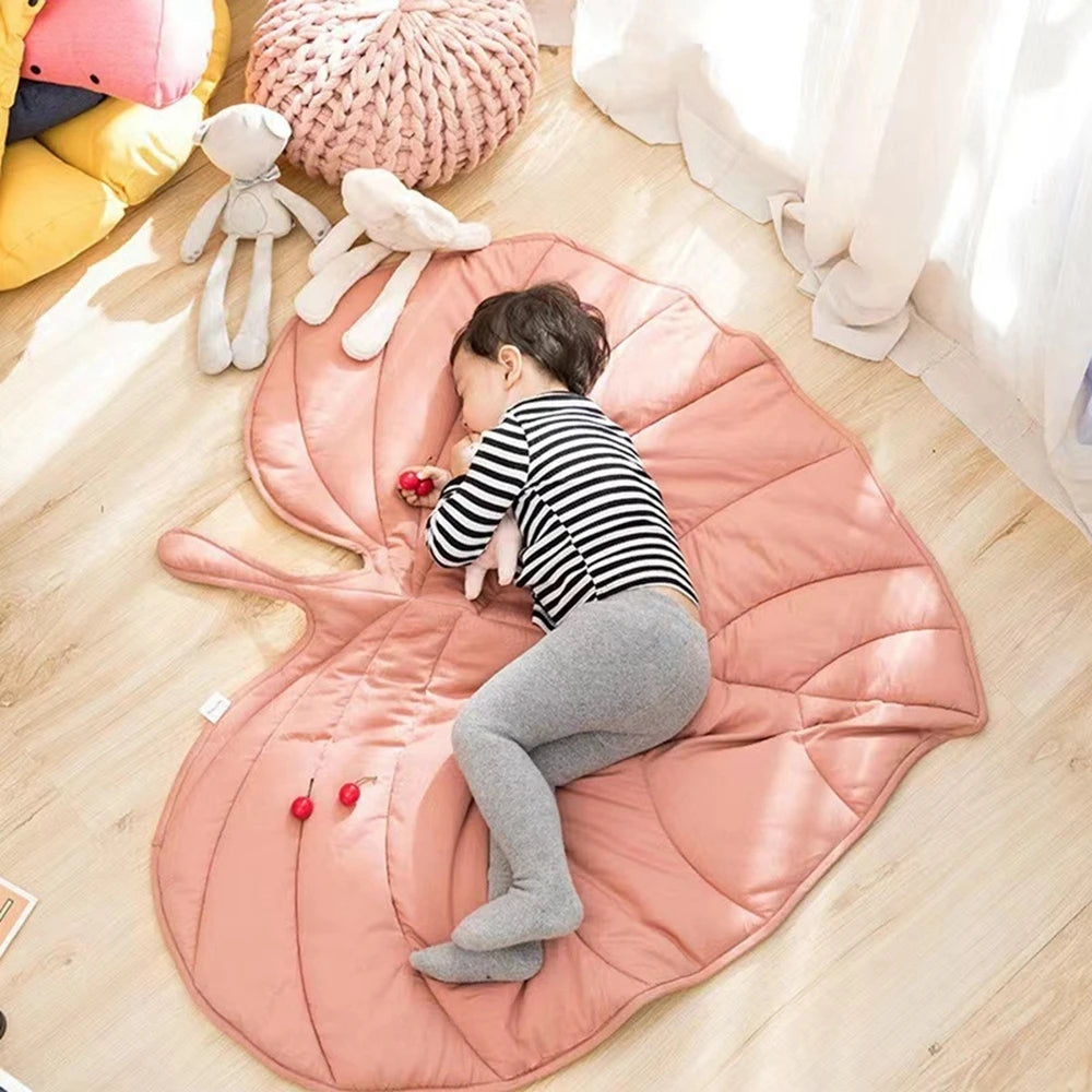 Dog Cooling Leaf Mat – Washable Summer Pad