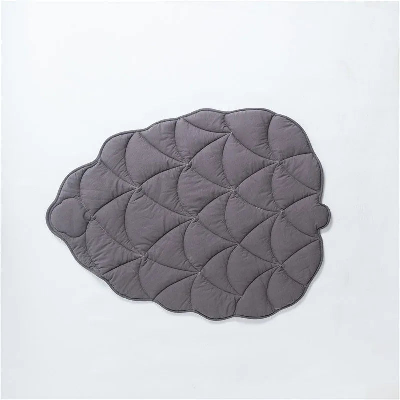 Dog Cooling Leaf Mat – Washable Summer Pad