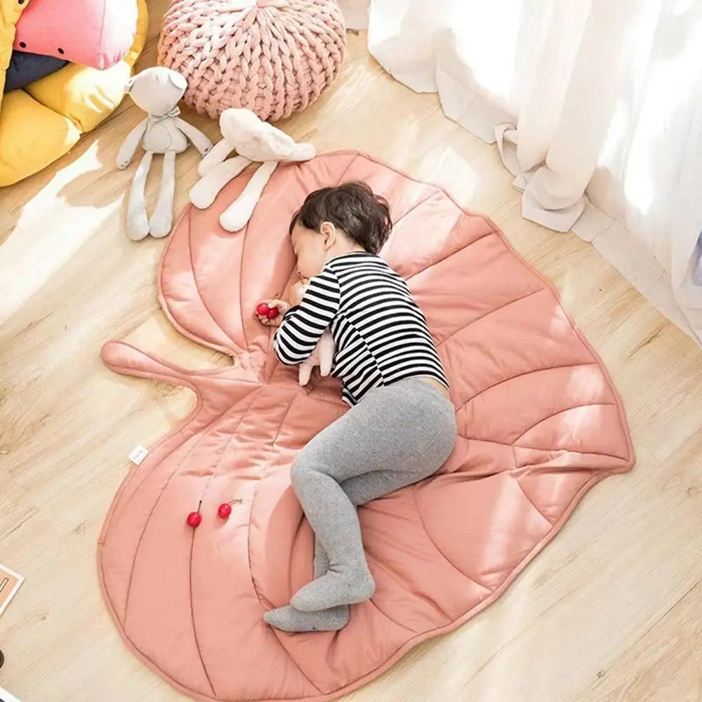 Dog Cooling Leaf Mat – Washable Summer Pad
